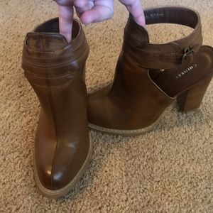 Chinese Laundry- Bootie